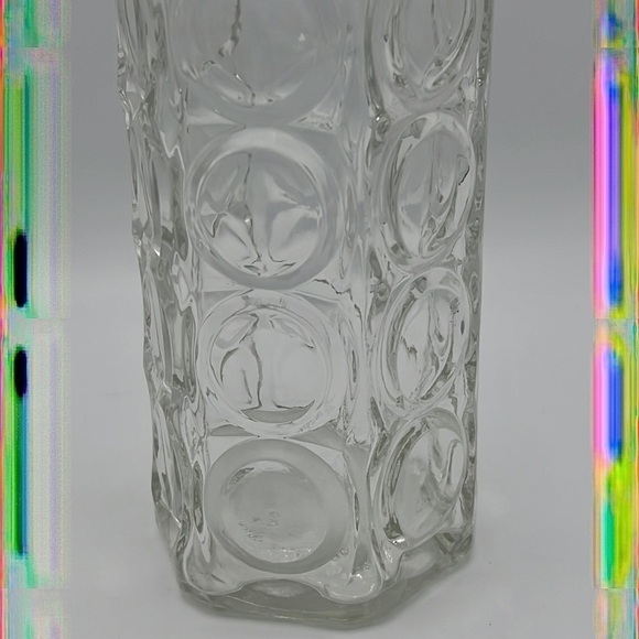 CIRCLE CLEAR CUT GLASS DECANTER VINTAGE with CORK SQUARE TOP - Picture 3 of 9